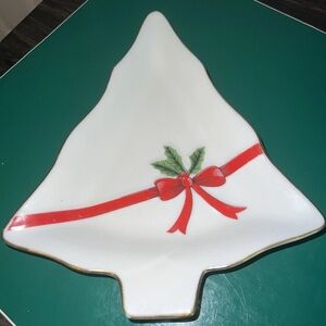 Mount Clemems Holiday Pottery Candy Dish Tree Shaped White w/Red Ribbon